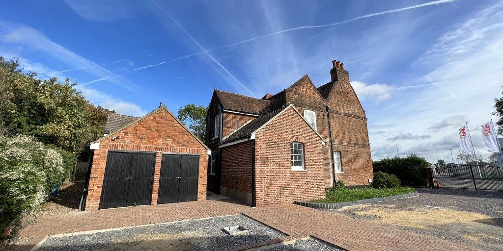 Brentwood Hotel Conversion